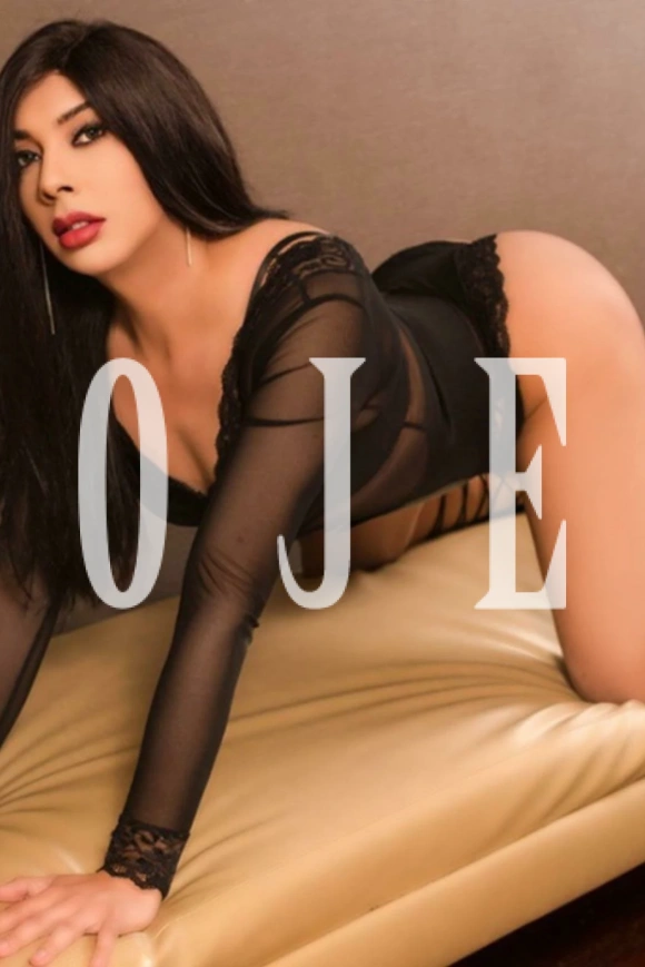 Chuva dourada, Sexo anal: travesti em Santarém