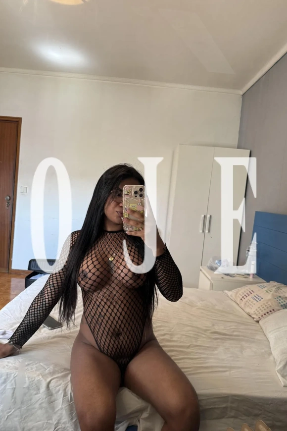 Fetichismo, Namoradinha, Despedida de solteiro, Sexcam: travesti em Évora